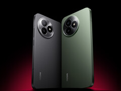 红米 K80 Ultra 在 Giztop 上的起价为 459 美元。图：两种颜色的智能手机。(图片来源：小米）