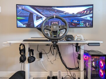 使用 Assetto Corsa Competizione 的 VelocityOne Race KD3 设置。