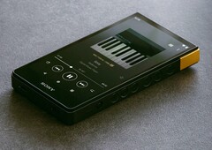 NW-ZX707 看来很快就会收到Android 14。(图片来源：索尼）