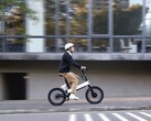 ebii智能自行车相对紧凑，最高时速为25公里。(图片来源: Acer)