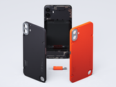CMF Phone 1 可以更换后盖（图片来源：CMF）