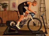 Garmin Tacx NEO 3M 可以模拟各种路面，包括碎石和鹅卵石。(图片来源：Garmin）