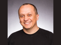 格雷格-斯切特在社交媒体上的照片（图片来源：Linkedin）