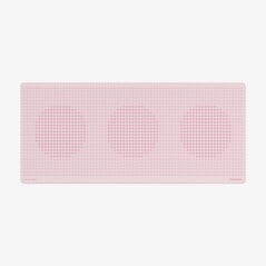 浅粉色桌垫。(图片来源：NuPhy）