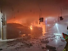 韩国发生一起涉及电动奔驰车的火灾事故（图片来源：京畿道消防救灾本部）