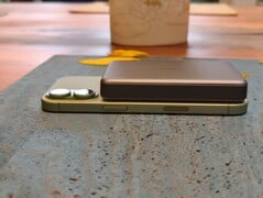 Go-MiniMag Qi2 移动电源