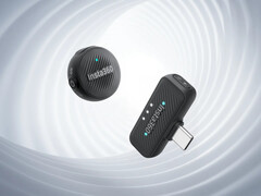 Insta360 Mic Air 可以直接连接到特定的 Insta360 相机。(图片来源：Insta360）