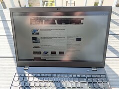 联想ThinkPad L15第二代AMD--户外使用