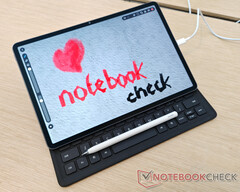 MatePad 11.5 &quot;S 支持华为 M-Pencil 3 手写笔和可选键盘配件。(图片来源：Notebookcheck）