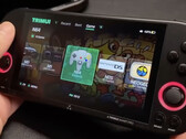 TrimUI Smart Pro 的尺寸为 188 x 80 x 17 毫米。(图片来源：KeepRetro）