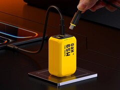 Aohi The Youth 65W 充电器（如图）已在美国发布。(图片来源：Aohi）