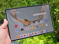 华为 MatePad Pro 12.2（2025 年）。(图片来源：丹尼尔-施密特）