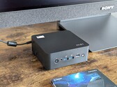 微星 Cubi NUC AI+ 2MG 评测：适用于商务的简单迷你 PC