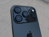 野生 iPhone 17 Pro。(图片来源：数字聊天站通过微博发布）