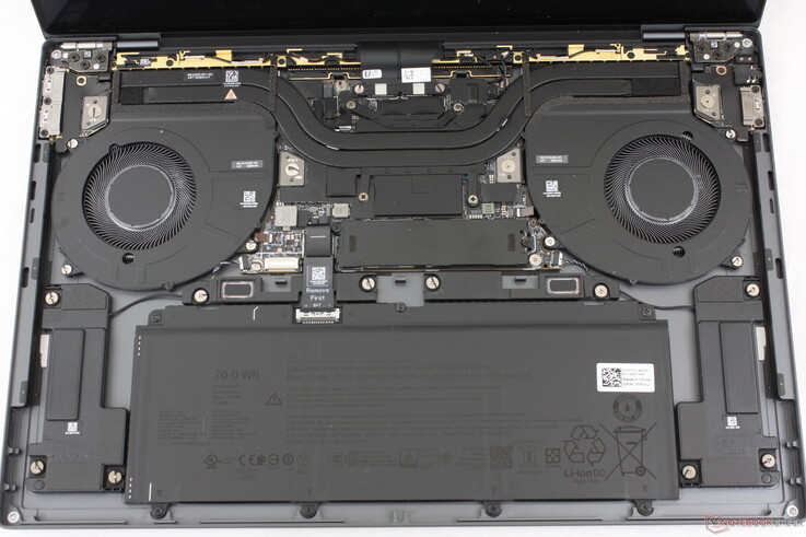 Core Ultra 5 和 Core Ultra X7 配置之间没有明显的内部差异