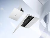 Rimbook L1 Plus 搭载了 AMD Rembrandt APU。图为展示该笔记本电脑设计的宣传图。