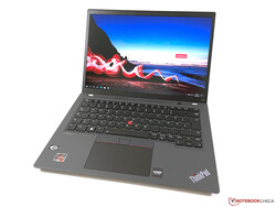 在审查中。联想ThinkPad T14 G3 AMD。评测样品由: