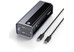 这款容量为 20,800 mAh 的 Baseus EnerGeek GP12 电源箱目前在亚马逊上有 38% 的折扣。(图片来源：亚马逊）