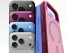 泄露的 iPhone 18 Pro 保护壳(右)。