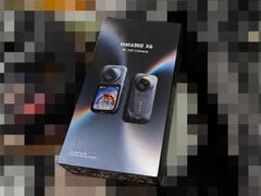 Insta360 X6零售包装的特写镜头。