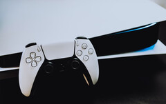 据传,PlayStation 5 Pro 将于 2024 年第四季度上市,有两种型号。(图片来源:Triyansh Gill - Unsplash)
