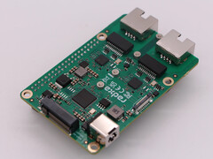 Radxa 双 2.5G 路由器 HAT 还为Raspberry Pi 5 和其他类似尺寸的 SBC 带来了 NVMe SSD 扩展。(图片来源:Radxa)