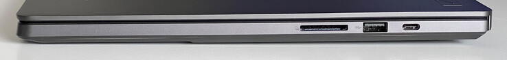 右侧SD 读卡器（UHS-II）、USB-A 3.2 Gen 2 (10 GBit/s)、USB-C 3.2 Gen 2 (10 GBit/s、DisplayPort 1.4、Power Delivery)