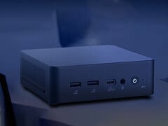 VM61 可通过 USB-C 接口供电。图为：展示这款迷你电脑正面的宣传图。