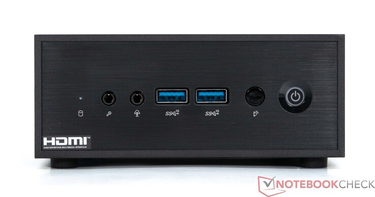 正面：2 个 3.5 毫米插孔、2 个 USB-A 3.2 Gen 2、红外传感器、电源开关
