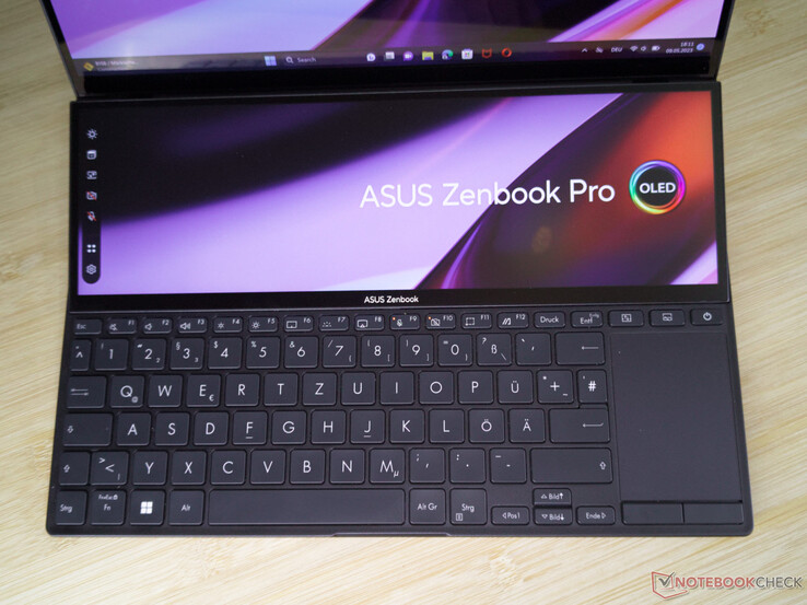 华硕Zenbook Pro Duo 14输入设备