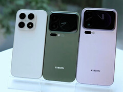 小米三款新一代智能手机并排。(图片来源：小米）