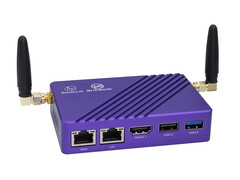BPI-M5 Pro 可选配金属外壳。(图片来源：Banana Pi）