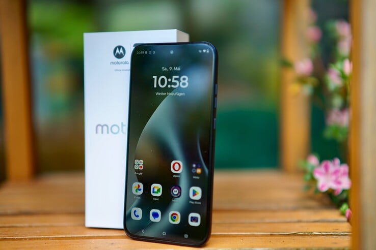 测试中的摩托罗拉 Moto G87。