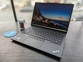 联想 ThinkPad E14 G5 英特尔笔记本电脑评测：酷睿 i7-1355U 对 Ryzen 7 7730U