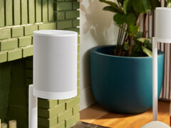 Era 100 SL 安装在 Sonos 支架上。