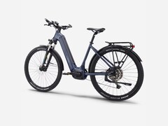 迪卡侬新型 Stilus E-Touring 混合动力电动自行车