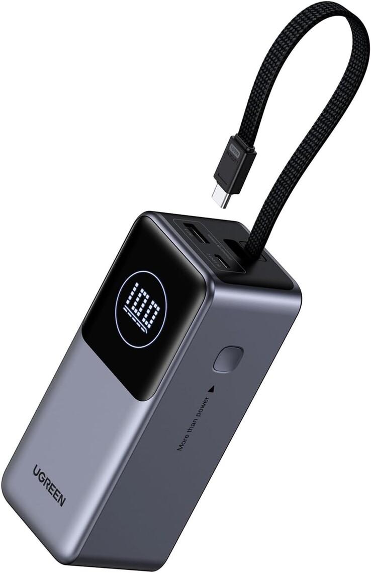 Ugreen Nexode 移动电源 20000mAh 130W，集成 USB-C 连接线。(图片来源：Ugreen）