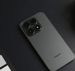 小米 17。(图片来源：恐怕不是肖小白的微博）