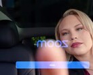 特斯拉车厢摄像头取代方向盘唠叨（图片：Zoomtopia/YouTube）