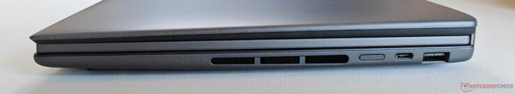 右侧电源按钮、USB-C 4.0 与 Thunderbolt 4（40 GBit/s）、DisplayPort、Power Delivery）、USB-A 3.2 Gen.2（10 Gbit/s）。