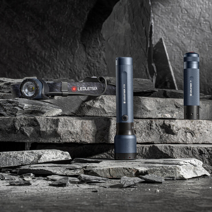 25 周年系列新款手电筒