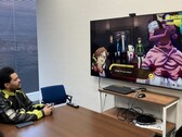 The Weeknd 在世嘉 Atlus 工作室玩《Persona 4 Revival》游戏