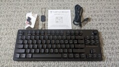 Turtle Beach Vulcan II TKL 包装盒内容