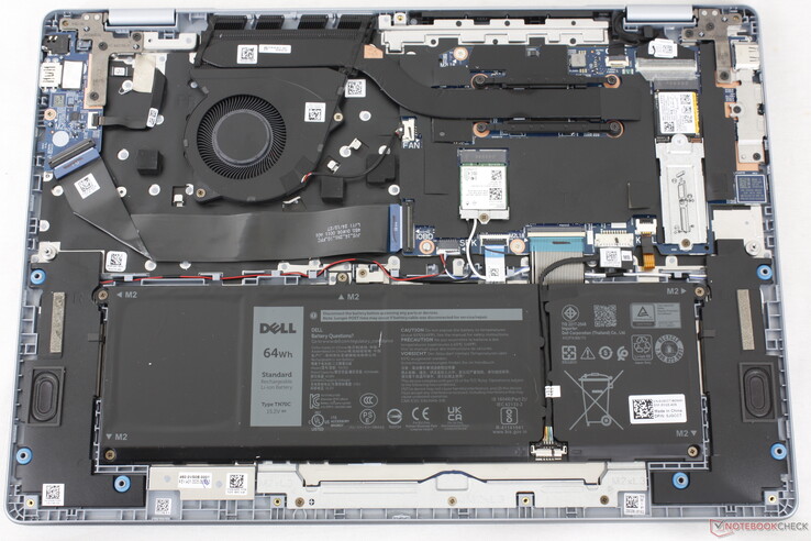 戴尔 16 Plus 内部结构