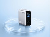Anker 充电器（100W、3 个端口、智能显示屏）现已在美国打折发售。(图片来源：Anker）