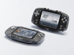 Konkr Pocket Advance Onyx Ice 限量版的售价高于其他颜色。