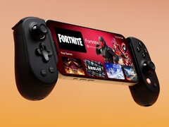 Backbone One Pro 有一个用于连接手机的 USB-C 端口。(图片来源：Backbone）