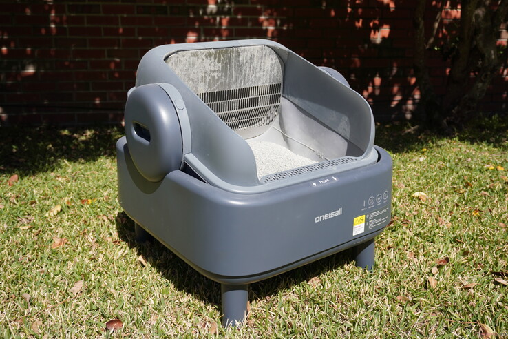 即使使用了一个月，它仍然保持得很干净