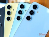 一名泄密者透露了Galaxy S24 FE 后续机型的所有颜色和存储选项，如图所示（图片来源：Notebookcheck）。