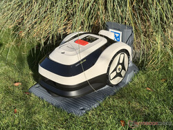 充电站中的浣熊 2 SE